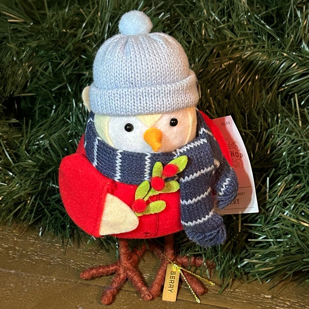 Featherly Friends BERRY Christmas Bird 2024 Target Wondershop. 7” Tall NEW